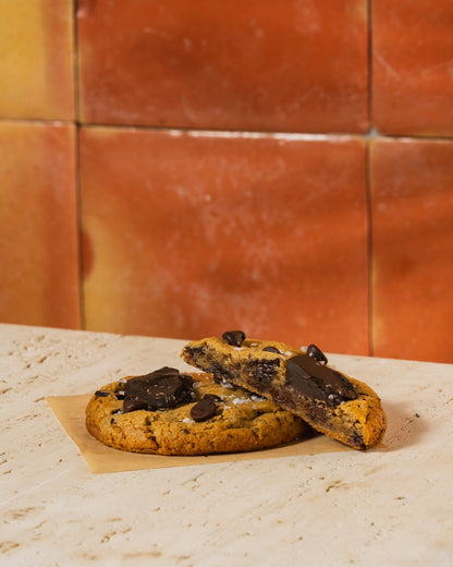 Chocolate chip sea salt cookie