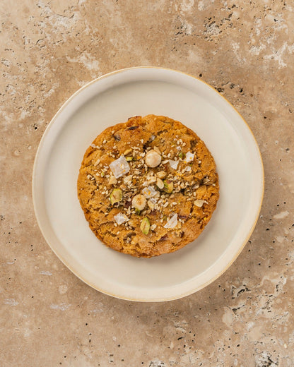Apricot oatmeal dukkah cookie, top